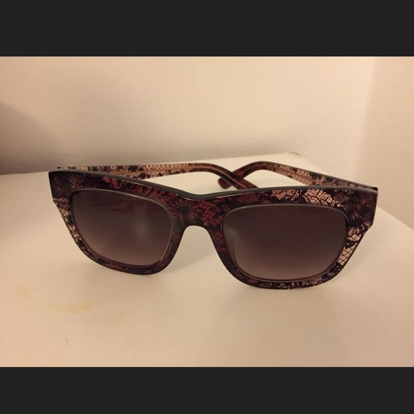 Valentino Lace Retro Sunglasses in Pink - Picture 4 of 6